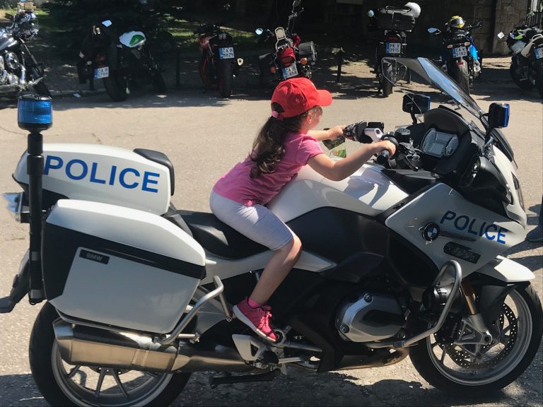 Малина Крумова участва в откриването на Мото училище за безопасност