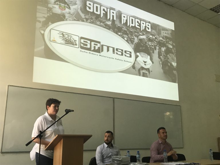 Малина Крумова участва в откриването на Мото училище за безопасност