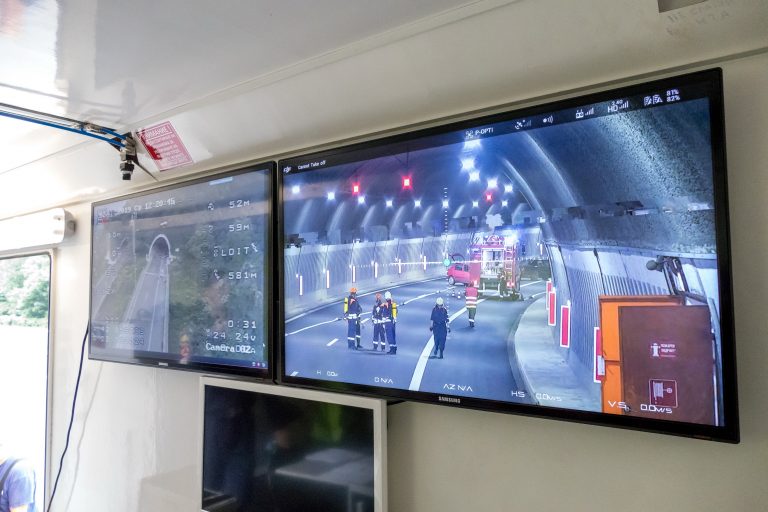 Мащабно учение провери времето за реакция и взаимодействието на институциите при пътен инцидент в тунелно съоръжение