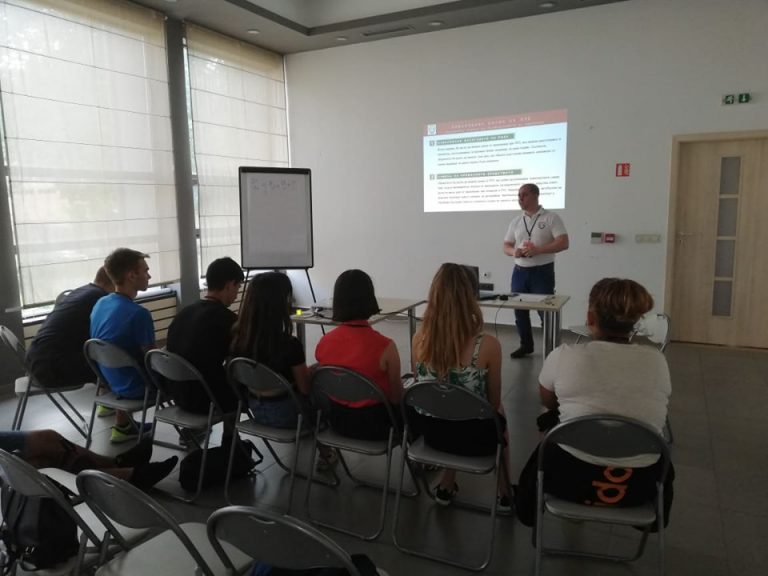 Пътната безопасност бе една от темите на Gabrovo Innovation Camp 2019