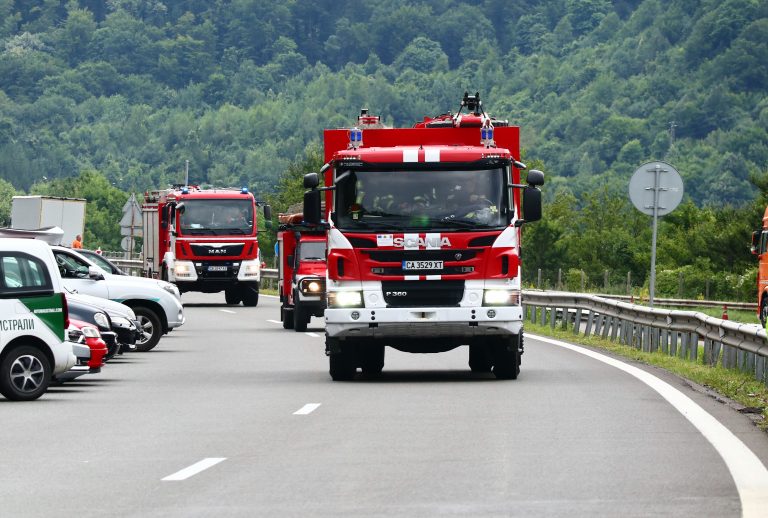 Мащабно учение провери времето за реакция и взаимодействието на институциите при пътен инцидент в тунелно съоръжение