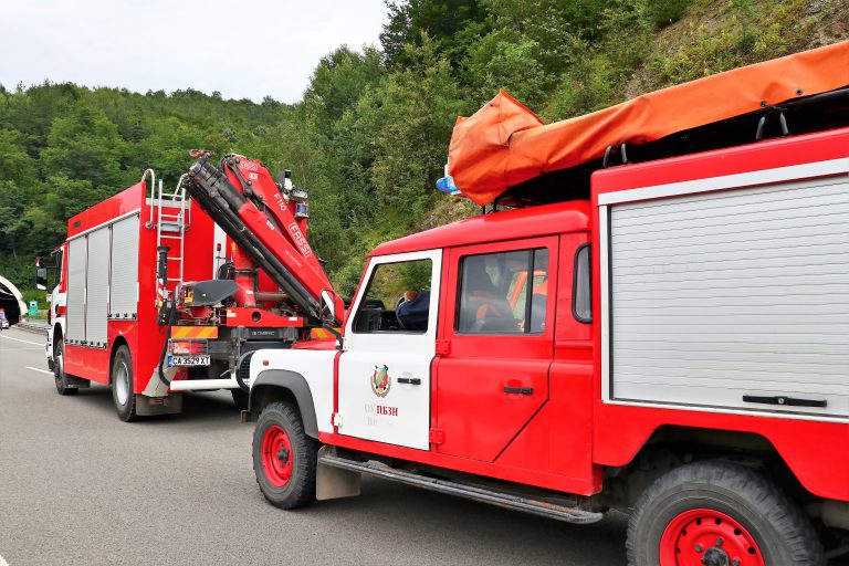 Мащабно учение провери времето за реакция и взаимодействието на институциите при пътен инцидент в тунелно съоръжение