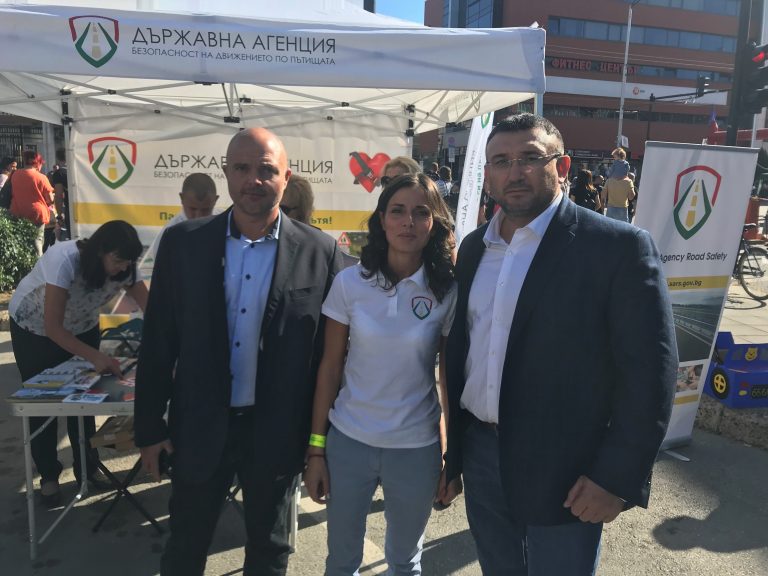 В Плевен се проведе 27-я Национален конкурс "Пътен полицай на годината - 2019" В Плевен се проведе 27-я Национален конкурс "Пътен полицай на годината - 2019"