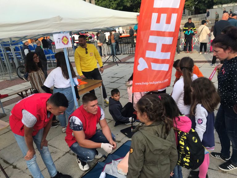 Първият празник на пътната безопасност в Габрово събра стотици гости