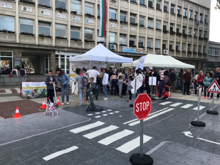 Първият празник на пътната безопасност в Габрово събра стотици гости