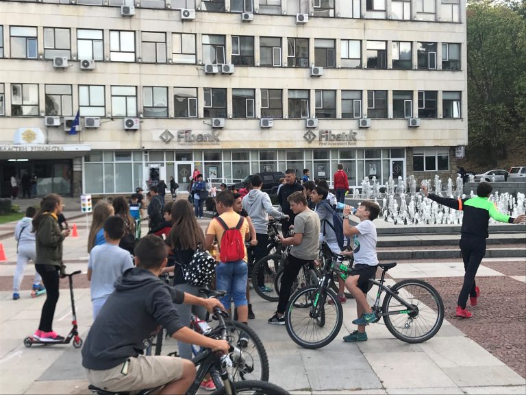 Първият празник на пътната безопасност в Габрово събра стотици гости