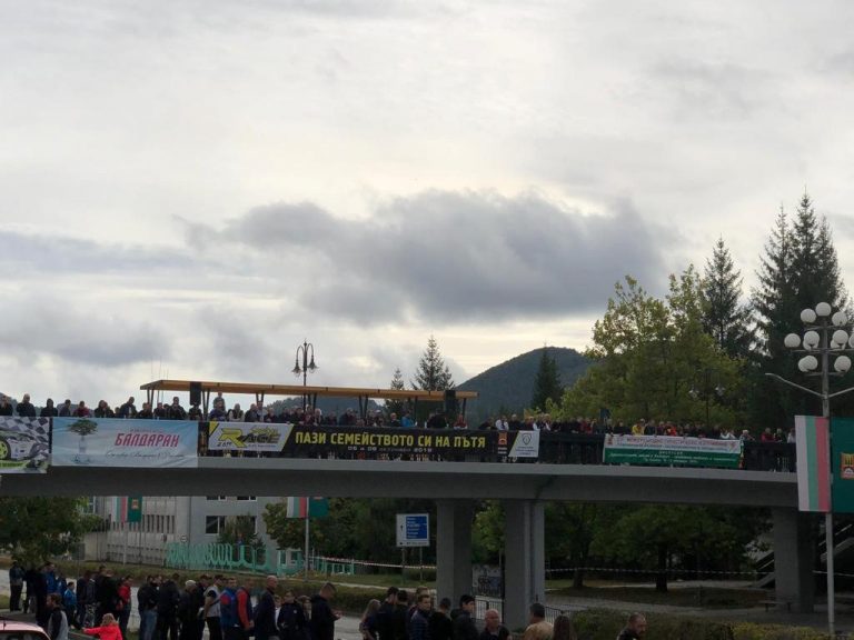 57abb5a0-a589-4a9b-aa4b-ceaa6d122f37