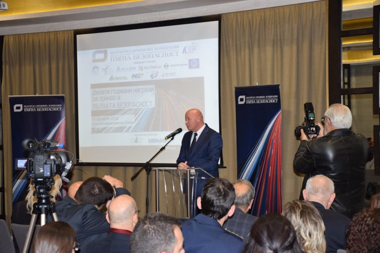 Най-много катастрофи настъпват в часовия интервал между 16:00 и 20:00 часа