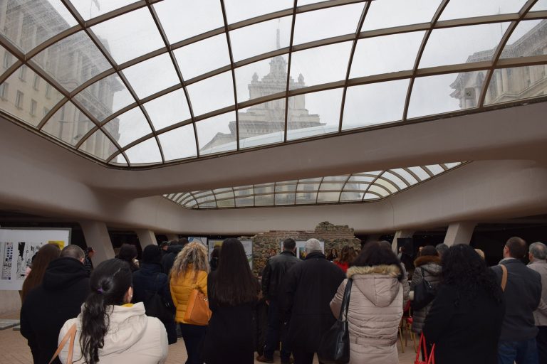 Стартира пътуваща изложба с детски плакати посветени на пътната безопасност