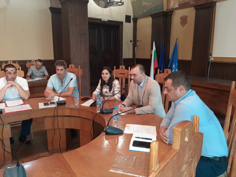 920835df-746f-46f3-8648-a878cc637905