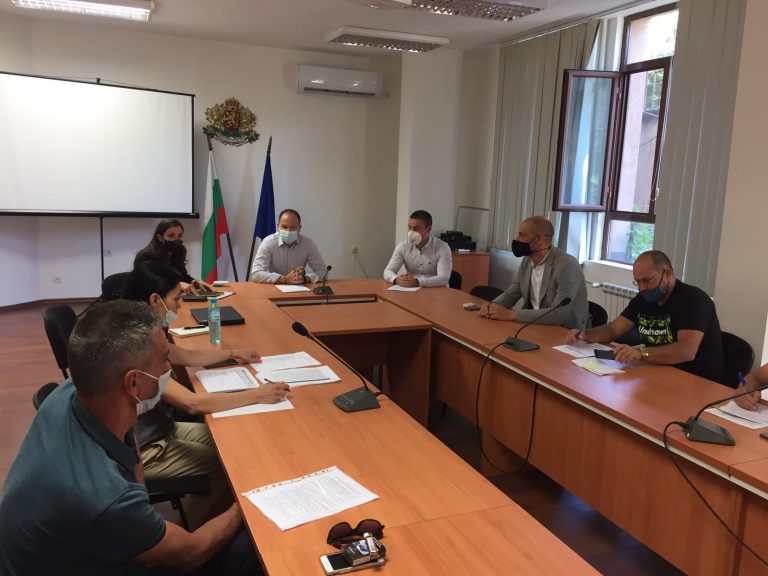 8cd90ac3-b8a5-4b1f-ac0d-00d6005e5538