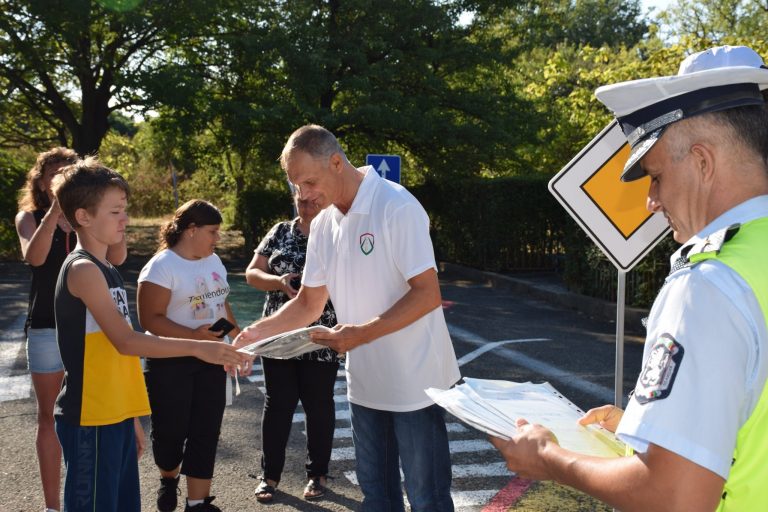 Над 200 деца от цялата страна преминаха лятна олимпиада по пътна безопасност