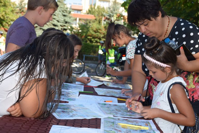 Над 200 деца от цялата страна преминаха лятна олимпиада по пътна безопасност