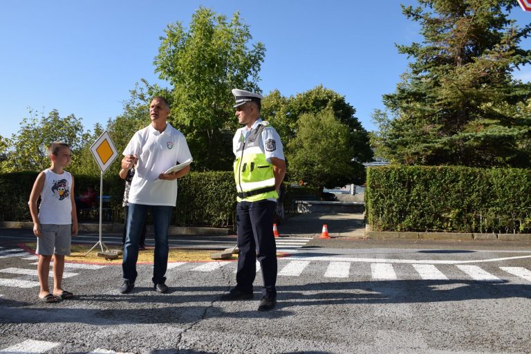 Над 200 деца от цялата страна преминаха лятна олимпиада по пътна безопасност