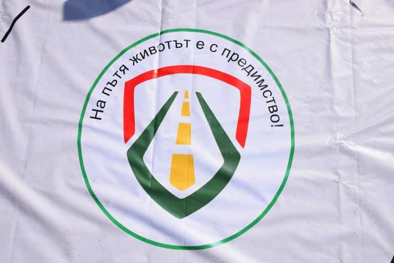 Анкета сред младите водачи показва: 85% препоръчват да се шофира с придружител след взимане на книжка