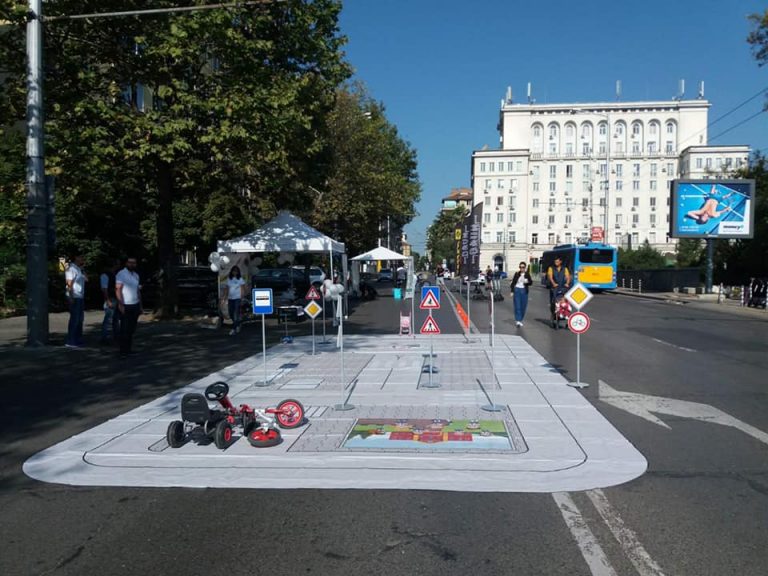 ДАБДП се включи в инициативите в рамките на Деня без автомобили ДАБДП се включи в инициативите в рамките на Деня без автомобили