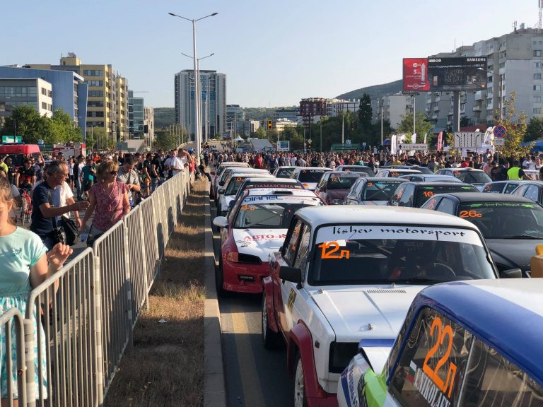 Анкета сред младите водачи показва: 85% препоръчват да се шофира с придружител след взимане на книжка