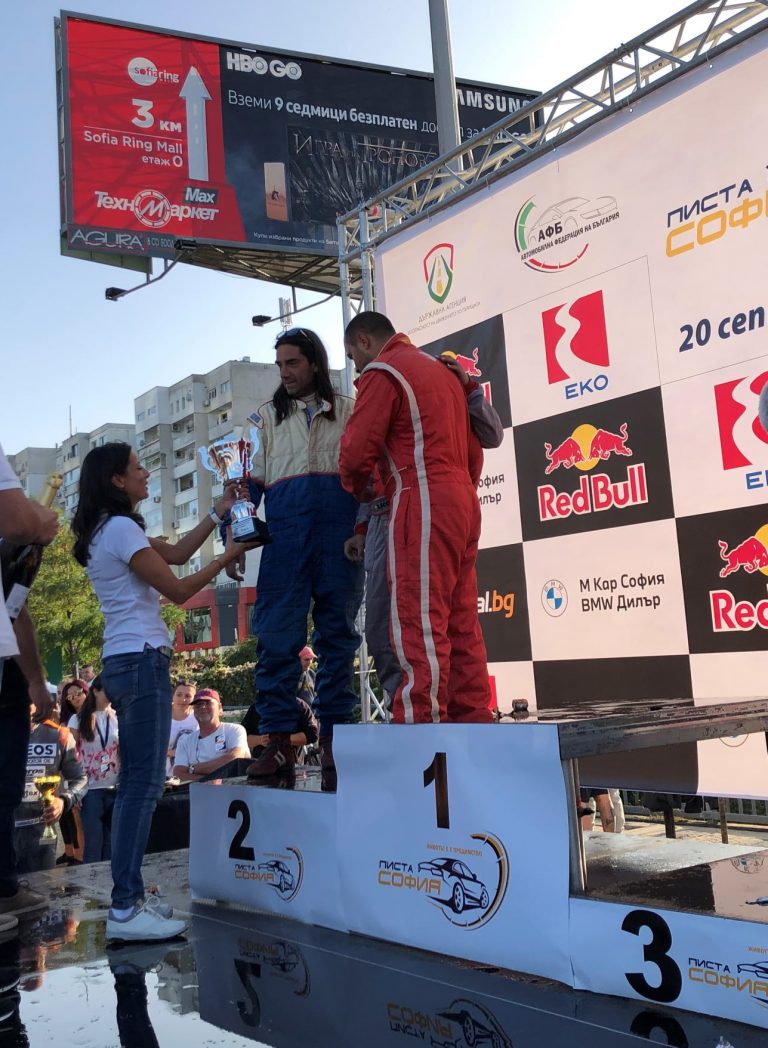 Анкета сред младите водачи показва: 85% препоръчват да се шофира с придружител след взимане на книжка