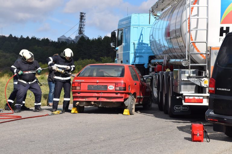Учение за реакция при мащабно ПТП се проведе в Разград