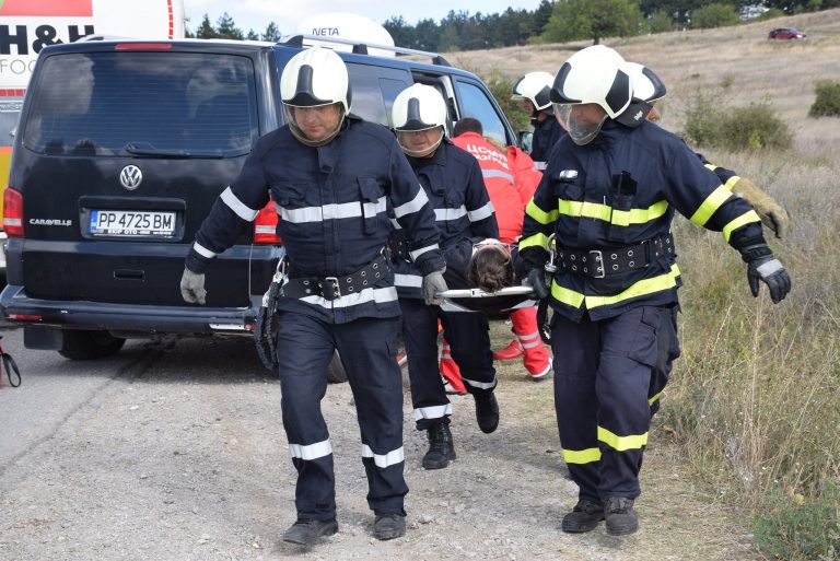 Учение за реакция при мащабно ПТП се проведе в Разград