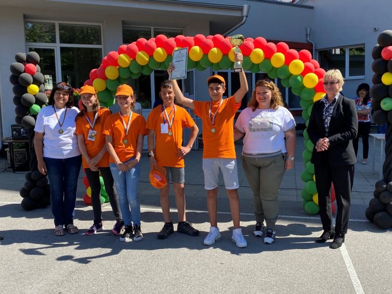 За първи път се проведе Национално състезание по безопасност на движението по пътищата за ученици За първи път се проведе Национално състезание по безопасност на движението по пътищата за ученици