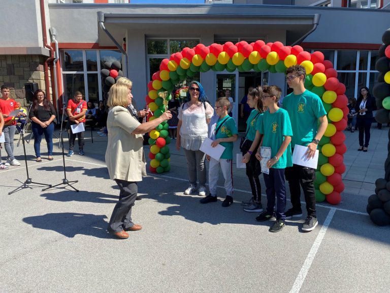 За първи път се проведе Национално състезание по безопасност на движението по пътищата за ученици За първи път се проведе Национално състезание по безопасност на движението по пътищата за ученици