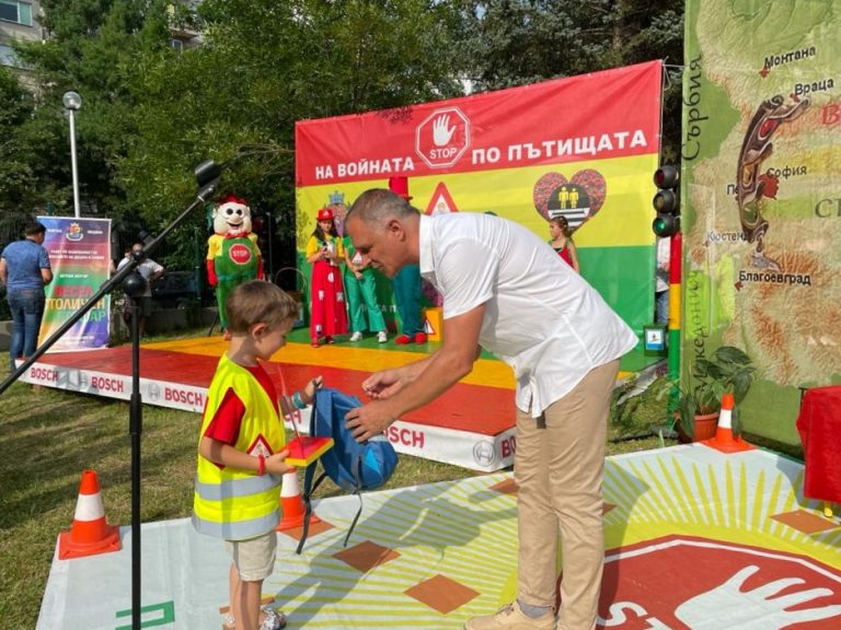 Нов кабинет за интерактивно обучение по безопасност на движението в столичната детска градина “Деница“