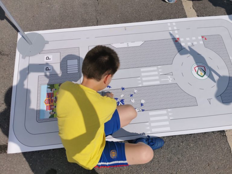 Под мотото “На пътя животът е с предимство“ премина рали „Сердика“ и двудневният авто-мото събор в централната част на София Под мотото “На пътя животът е с предимство“ премина рали „Сердика“ и двудневният авто-мото събор в централната част на София