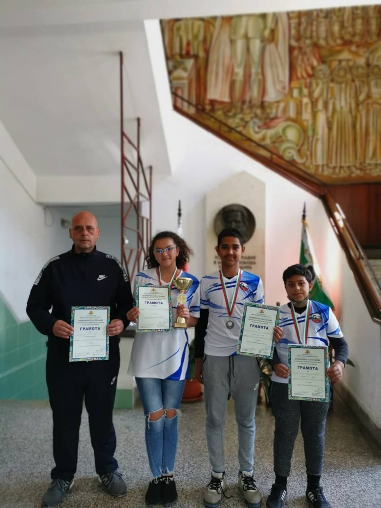 За първи път се проведе Национално състезание по безопасност на движението по пътищата за ученици За първи път се проведе Национално състезание по безопасност на движението по пътищата за ученици