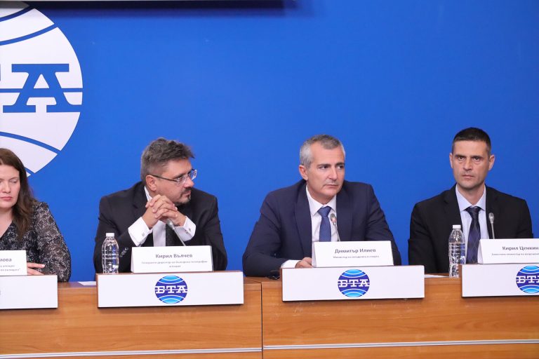 Първите годишни награди „Инициативи в подкрепа на безопасност на движението по пътищата“ показаха добрите примери на регионално и местно ниво Първите годишни награди „Инициативи в подкрепа на безопасност на движението по пътищата“ показаха добрите примери на регионално и местно ниво