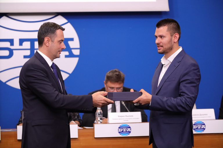 Първите годишни награди „Инициативи в подкрепа на безопасност на движението по пътищата“ показаха добрите примери на регионално и местно ниво Първите годишни награди „Инициативи в подкрепа на безопасност на движението по пътищата“ показаха добрите примери на регионално и местно ниво