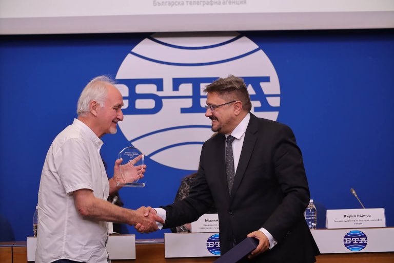 Първите годишни награди „Инициативи в подкрепа на безопасност на движението по пътищата“ показаха добрите примери на регионално и местно ниво Първите годишни награди „Инициативи в подкрепа на безопасност на движението по пътищата“ показаха добрите примери на регионално и местно ниво