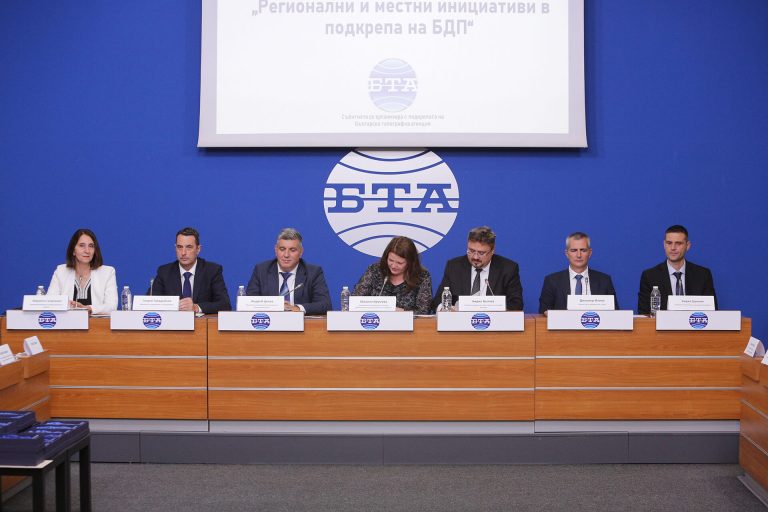 Първите годишни награди „Инициативи в подкрепа на безопасност на движението по пътищата“ показаха добрите примери на регионално и местно ниво Първите годишни награди „Инициативи в подкрепа на безопасност на движението по пътищата“ показаха добрите примери на регионално и местно ниво