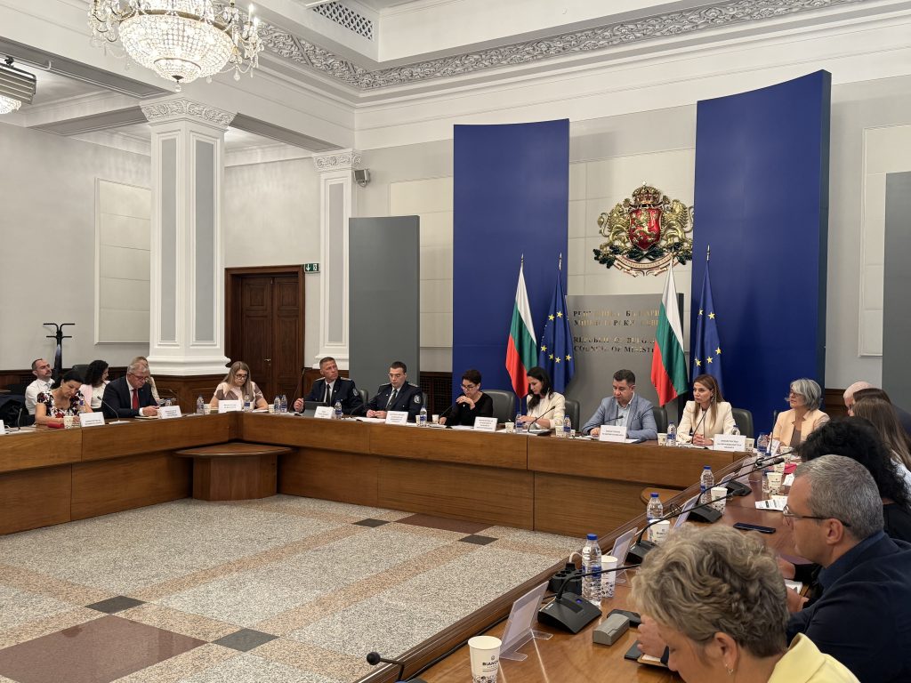 Държавно-обществената консултативна комисия по проблемите на безопасността на движението по пътищата прие годишния доклад за състоянието на БДП и изпълнението на Националната стратегия